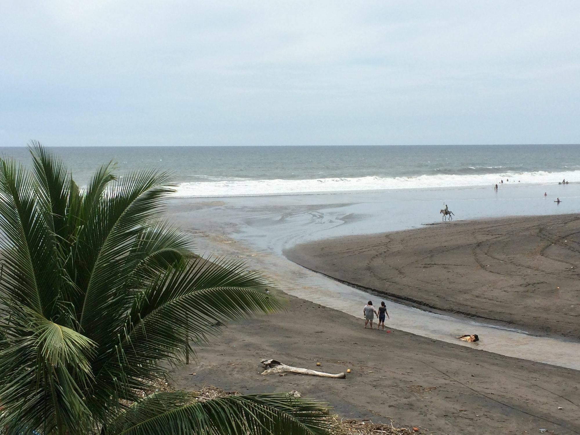 Sabas Beach Resort La Libertad Bagian luar foto
